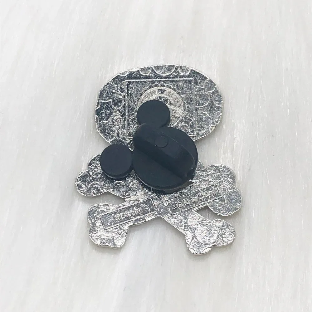 🔮 5/$25‎ Disney Sugar Skulls Pluto Pin - Picture 3 of 3